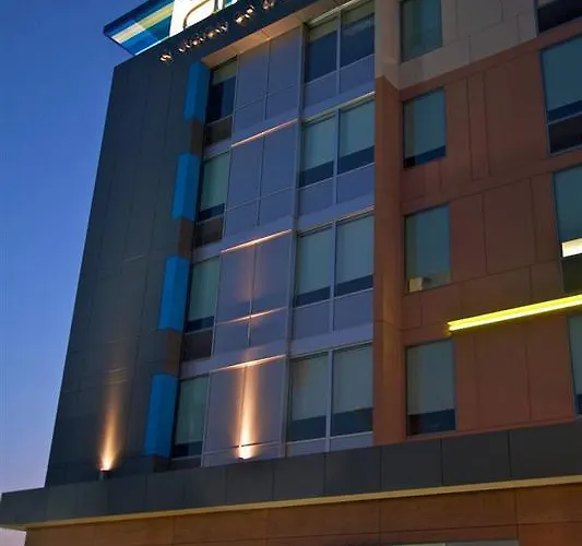 Aloft By Marriott Downtown 3*