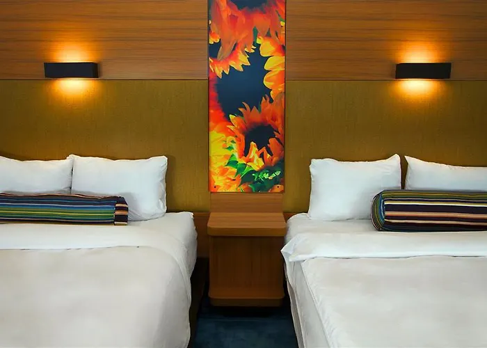 Aloft By Marriott Downtown Hotel 3*