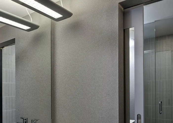 Aloft By Marriott Downtown 3*